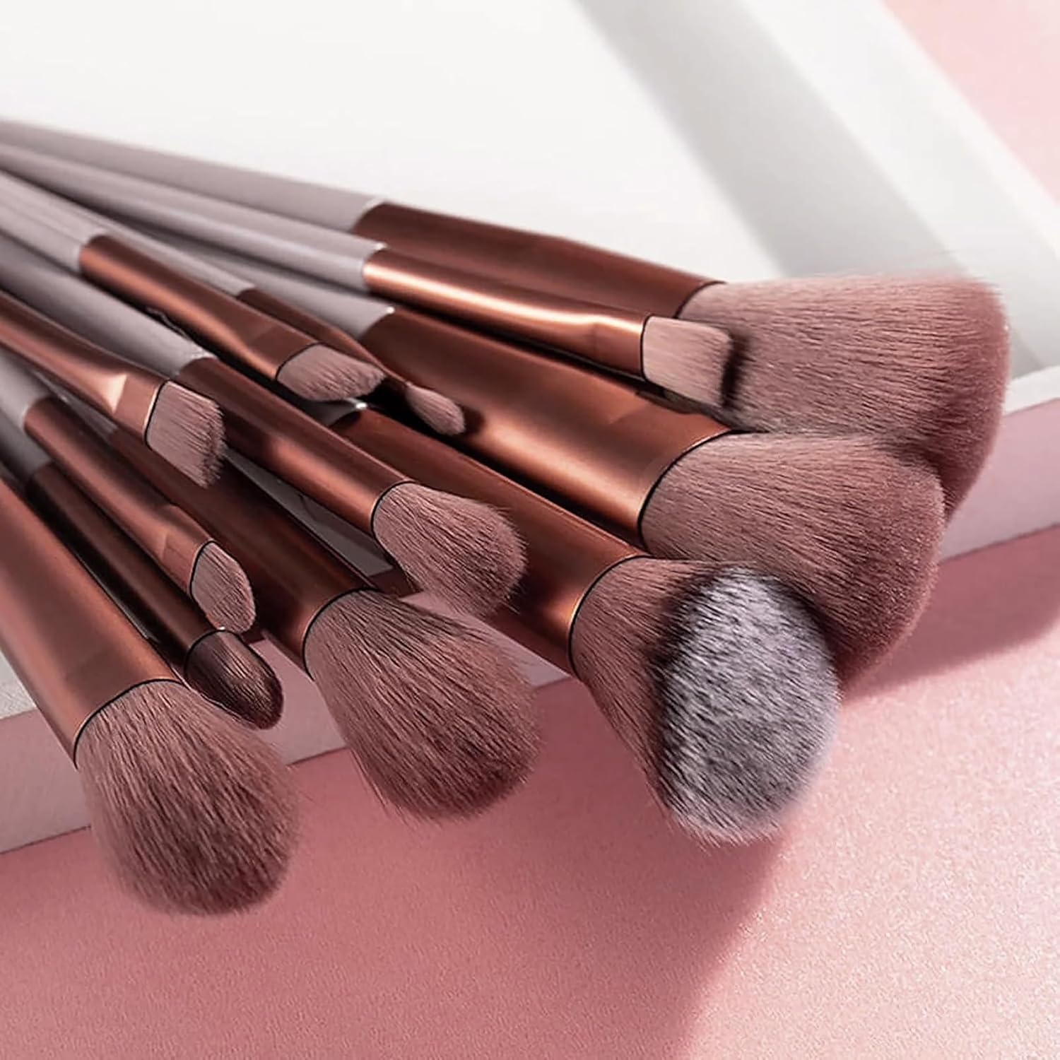 Professional Makeup 13 Brush Set – With Cloth Bag